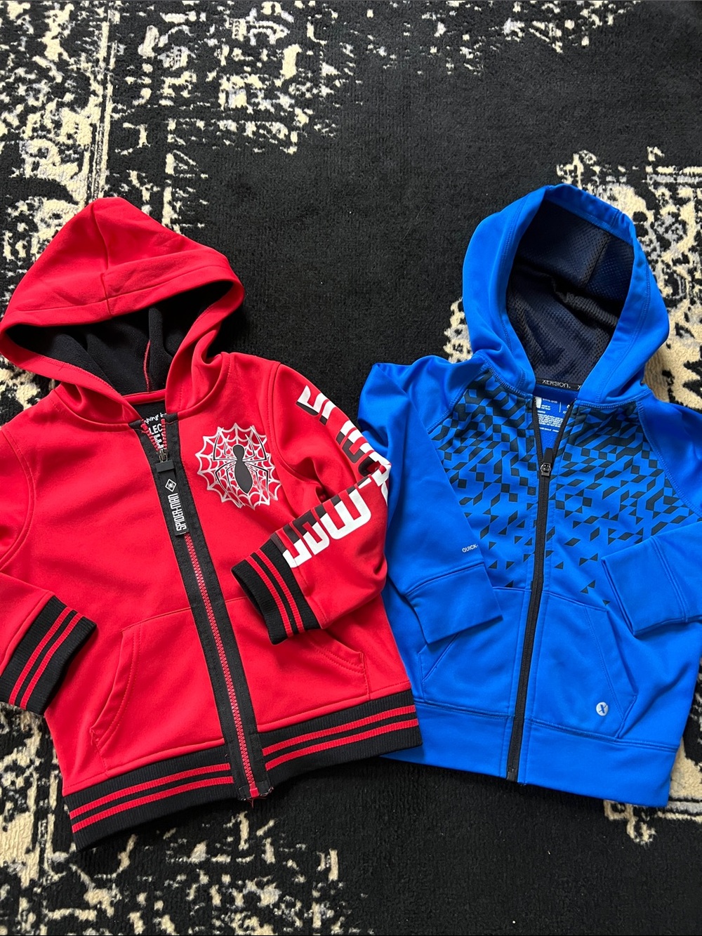 Boys 2 pc zip up hoodie bundle Spider-Man sz 4